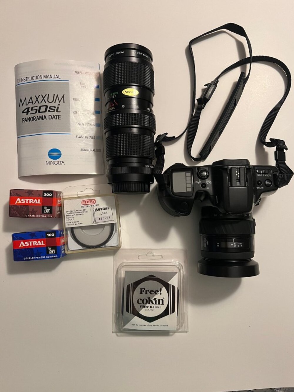 MINOLTA MAXXUM 450si 35mm Film Camera with Vivitar 75-205mm Zoom Camera Lens